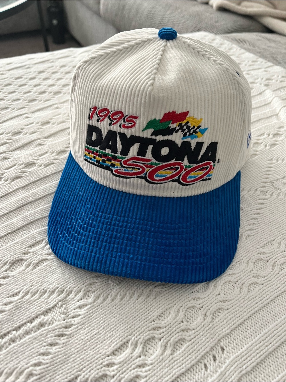 Daytona 500 Corduroy Hat - White & Blue